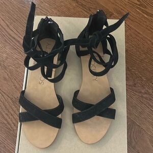 Sole society black sandals-size 6.5